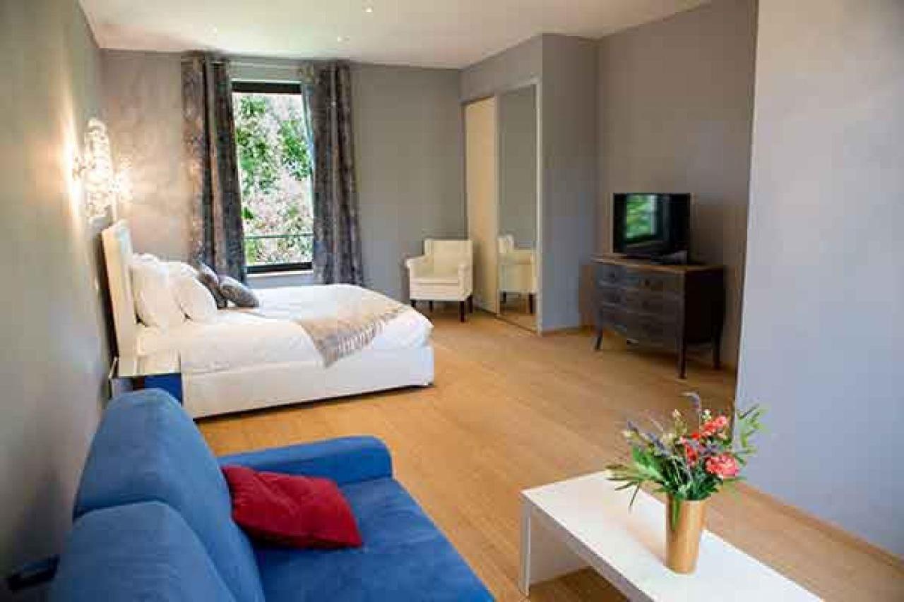 Domaine Du Prieure D'Estagel Chambres D'Hotes 圣吉尔 外观 照片